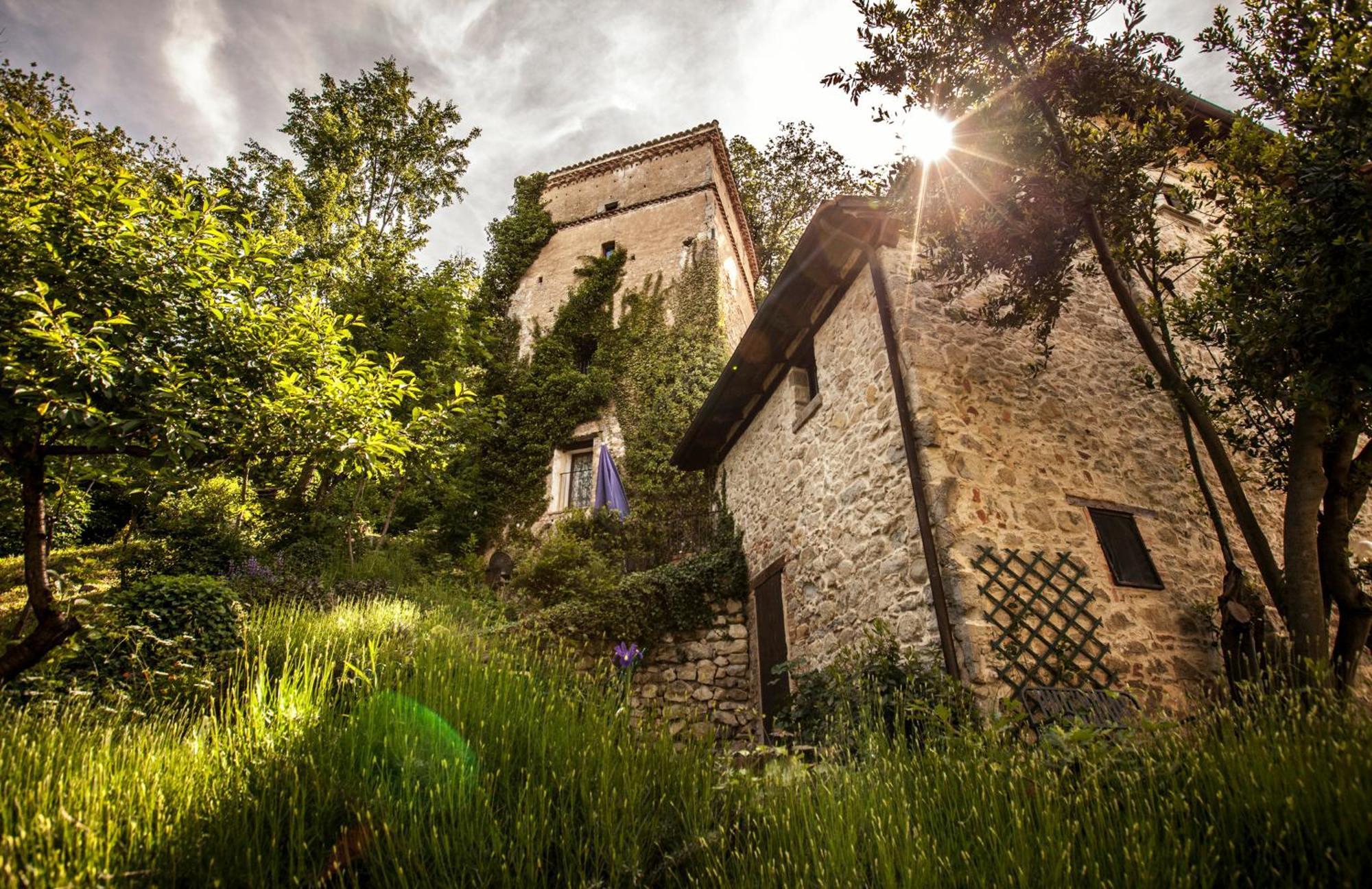 ゾッカ Borgo Fontaniniヴィラ エクステリア 写真